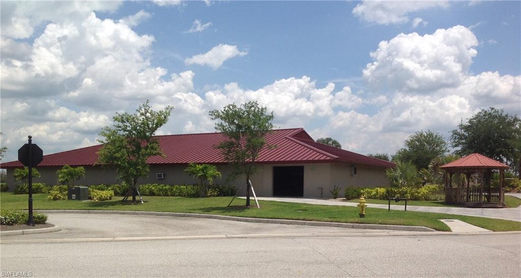 ASHTON OAKS - Residential