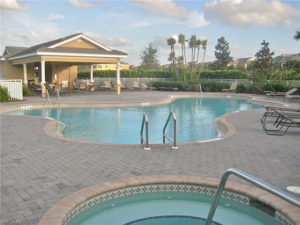 ASHTON OAKS - Residential