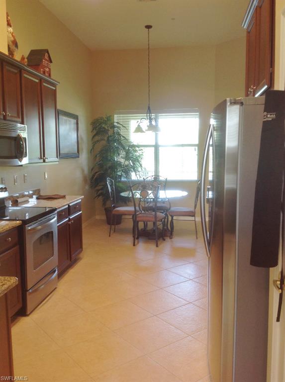 ASHTON OAKS - Residential