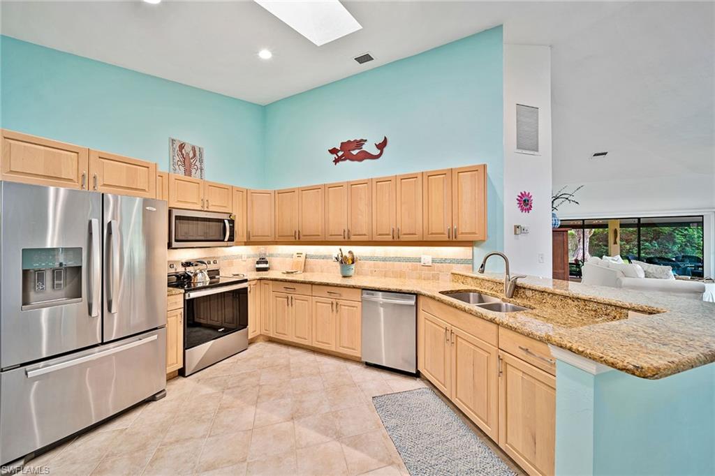 IMPERIAL PARK PLACE VILLAS - Residential