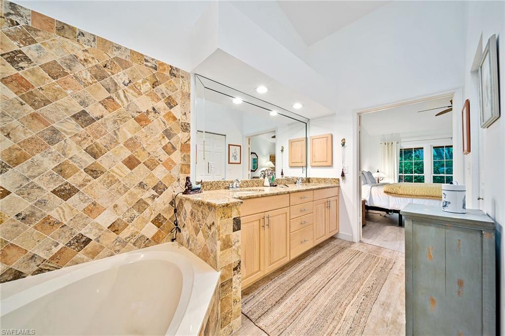 IMPERIAL PARK PLACE VILLAS - Residential