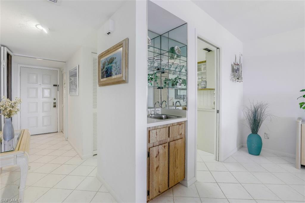 ANCHORAGE AT VANDERBILT - Residential