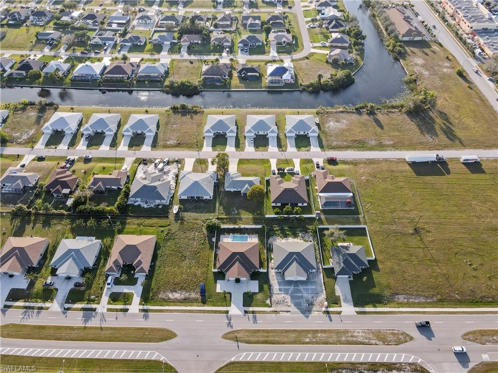 CAPE CORAL - Residential
