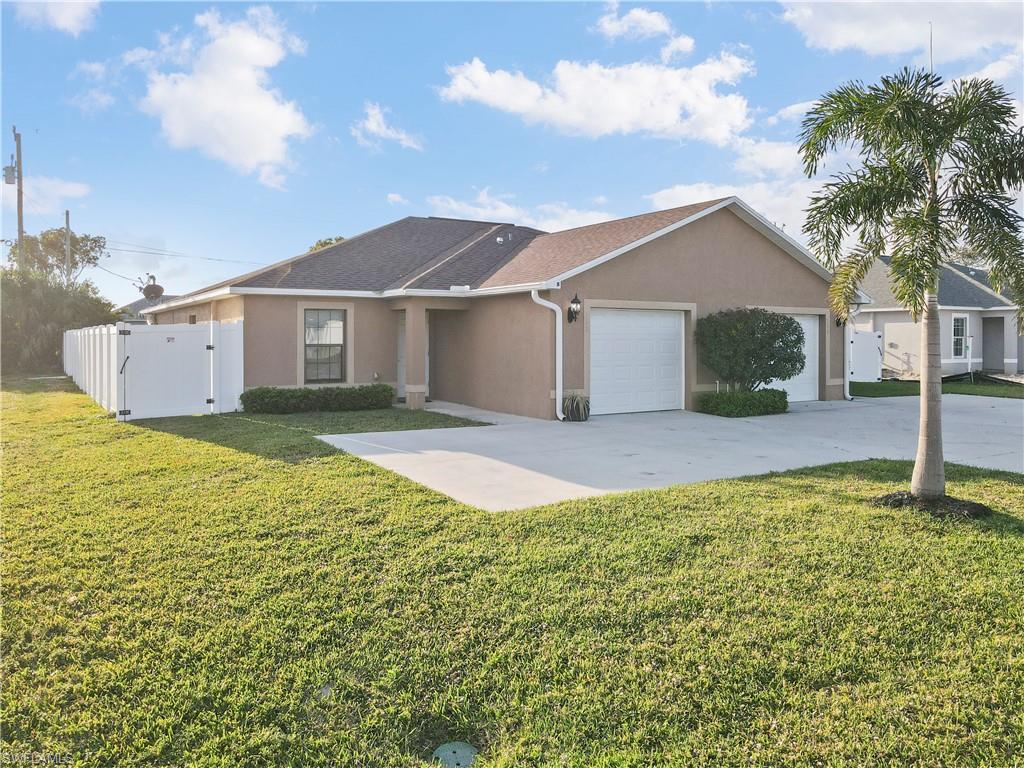 CAPE CORAL - Residential