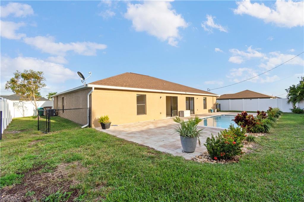CAPE CORAL - Residential
