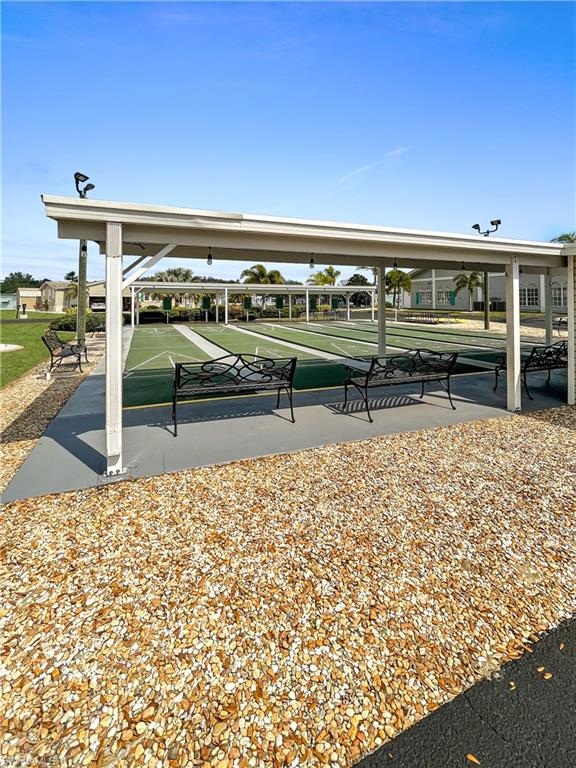 CRYSTAL LAKES - Residential