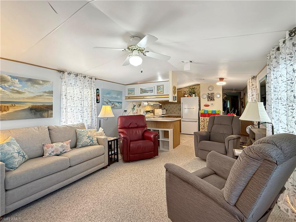 CRYSTAL LAKES - Residential