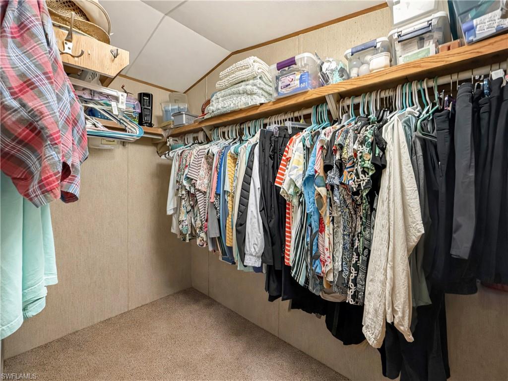 CRYSTAL LAKES - Residential