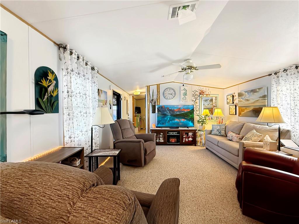 CRYSTAL LAKES - Residential