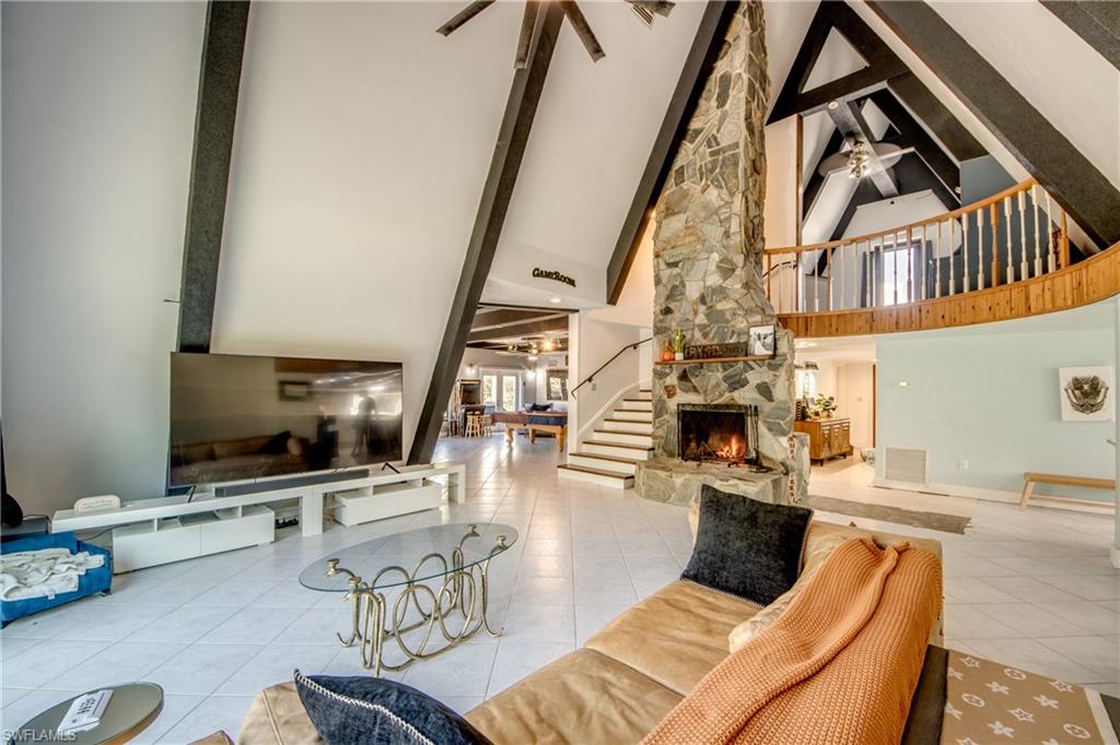 MACKABOY FARMS - Residential