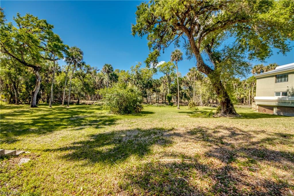 MACKABOY FARMS - Residential