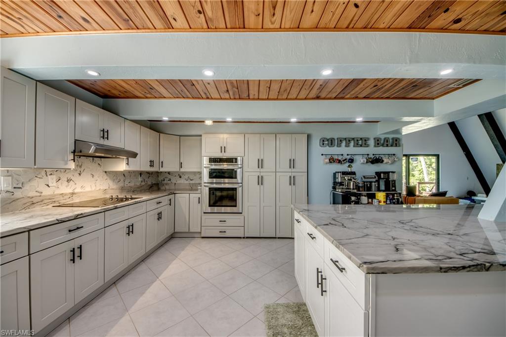 MACKABOY FARMS - Residential