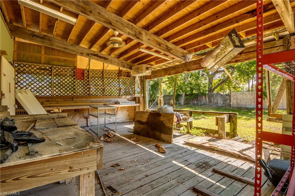 MACKABOY FARMS - Residential