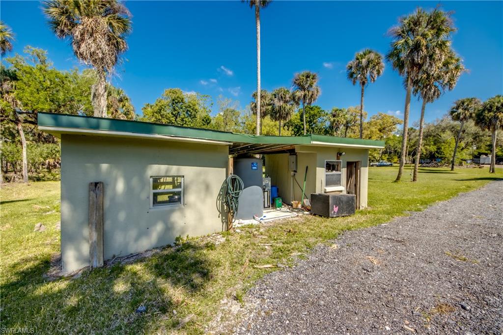 MACKABOY FARMS - Residential