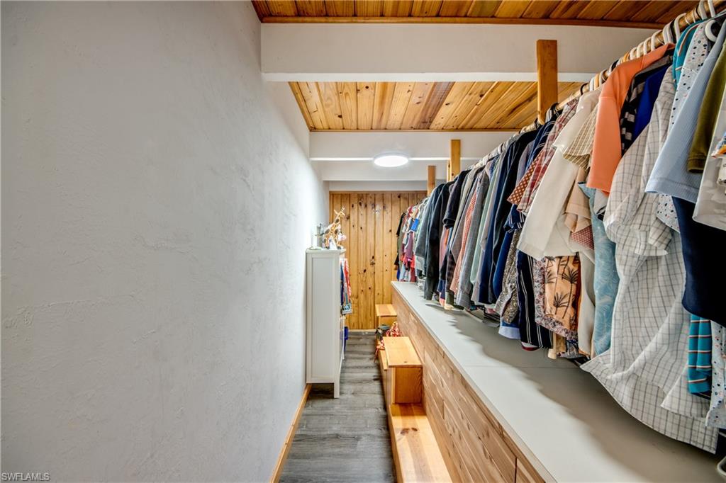 MACKABOY FARMS - Residential