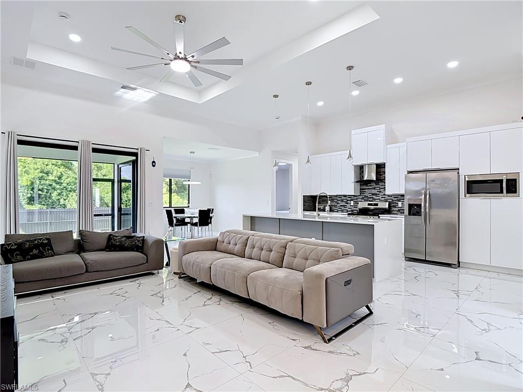 LEHIGH ACRES - Residential