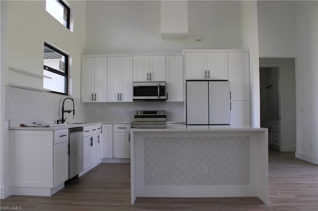 CAPE CORAL - Residential Lease