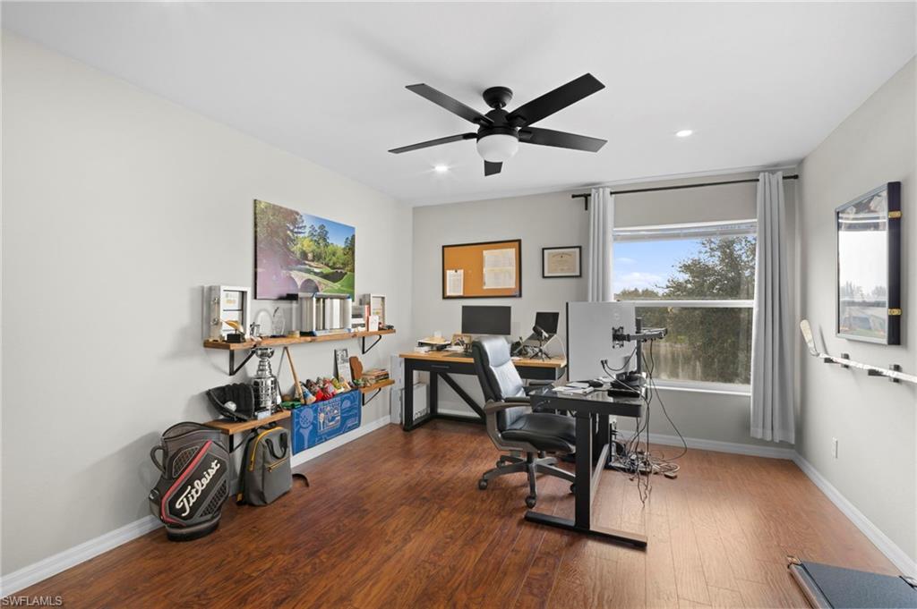 MAGNOLIA LAKES - Residential