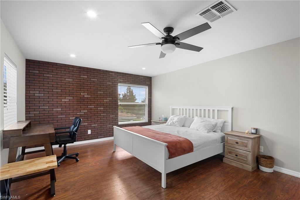 MAGNOLIA LAKES - Residential