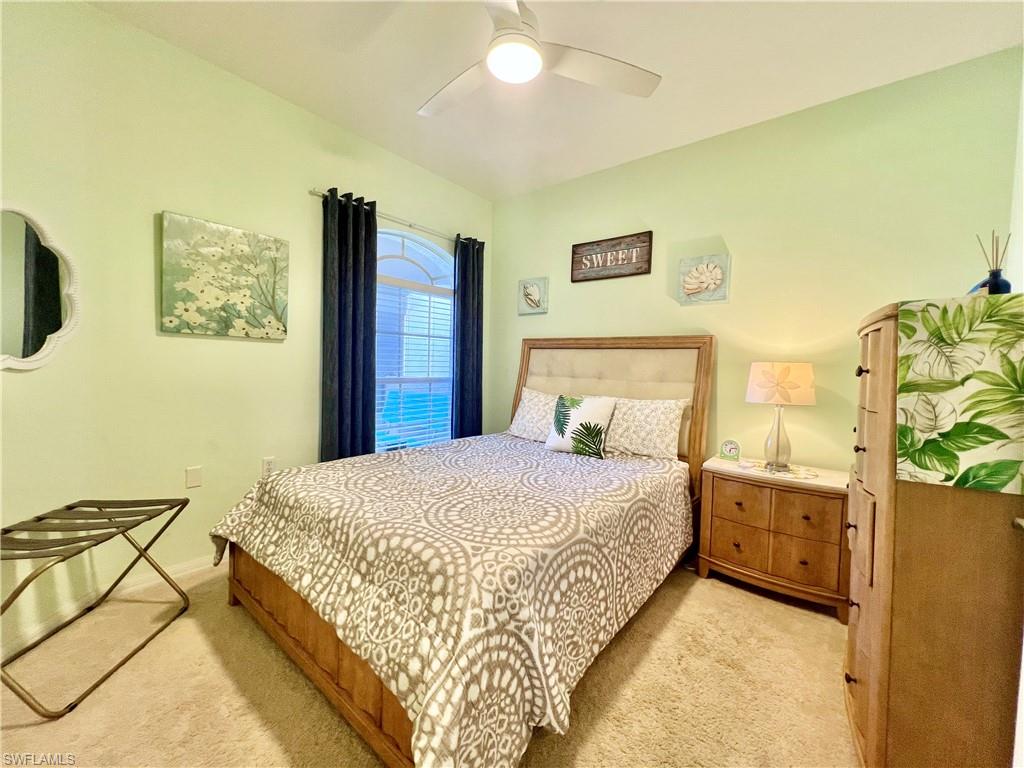 COLONIAL LINKS - Residential