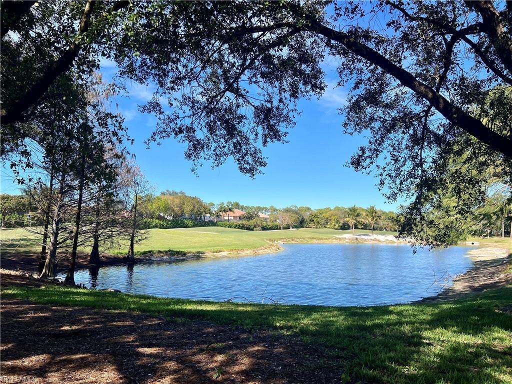 COLONIAL LINKS - Residential