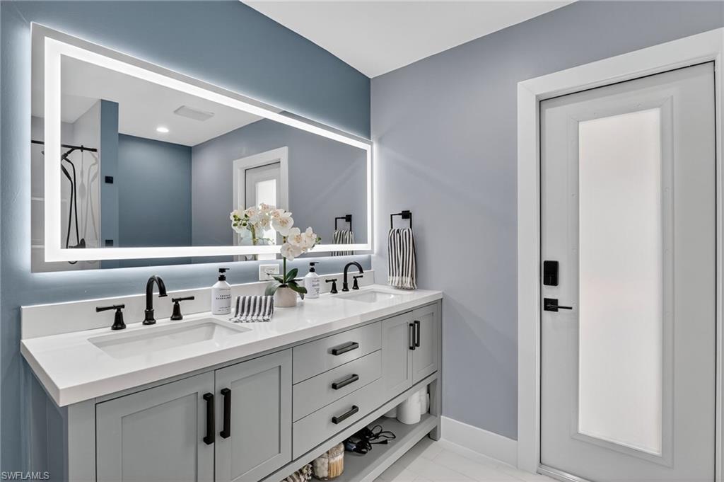 QUEENS PARK AT LAGO VERDE - Residential Lease