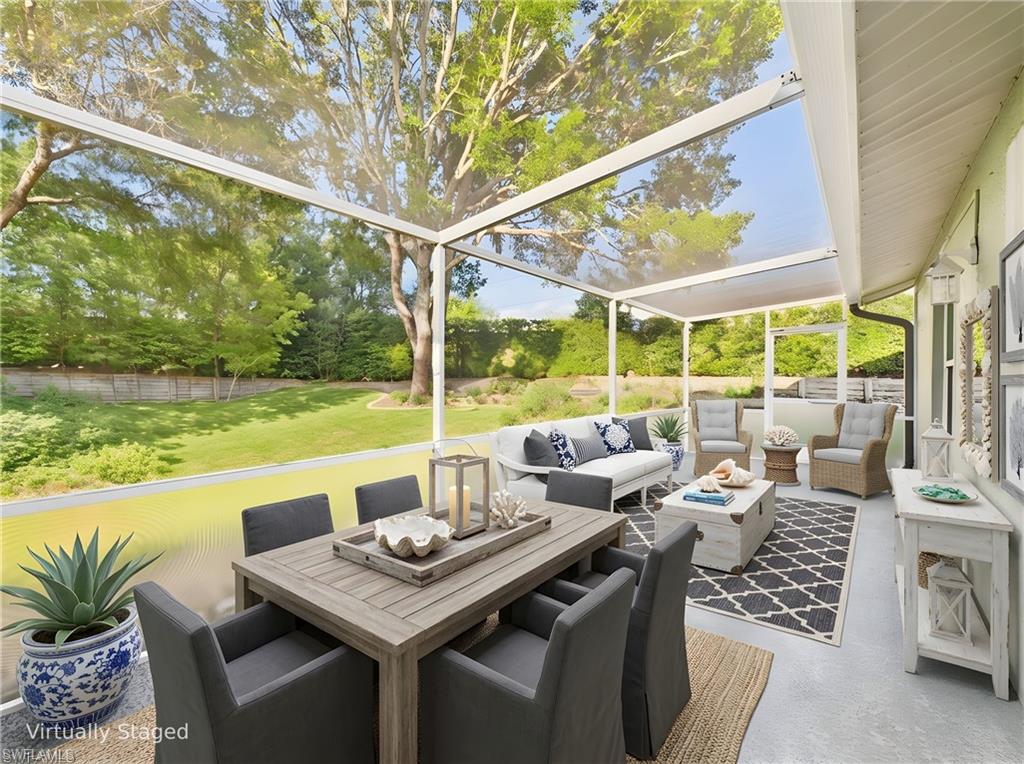 ROYAL VILLAS - Residential