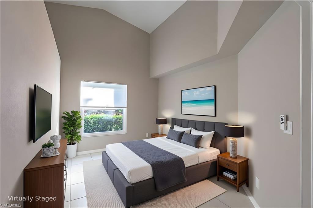 ROYAL VILLAS - Residential