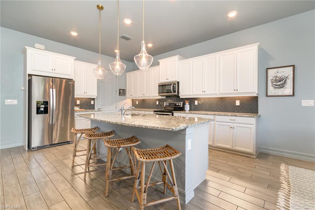 MAGNOLIA LANDING - Residential