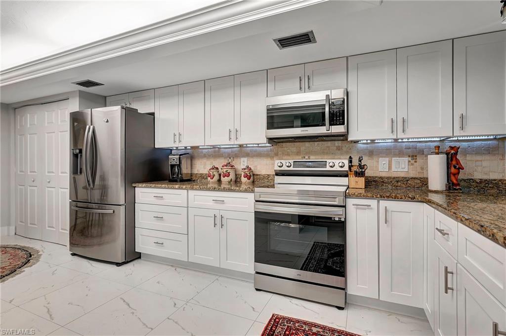 OVERIVER SHORES - Residential