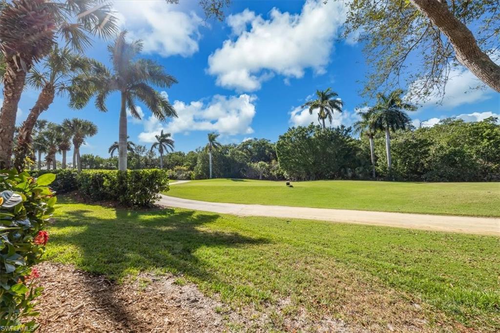 WINDWARD CAY - Residential