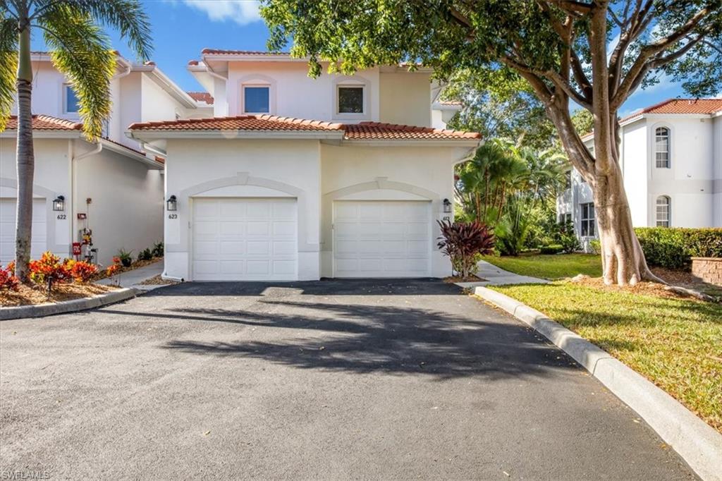 WINDWARD CAY - Residential