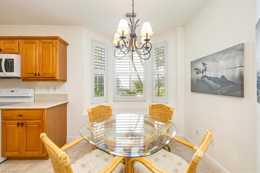 WINDWARD CAY - Residential