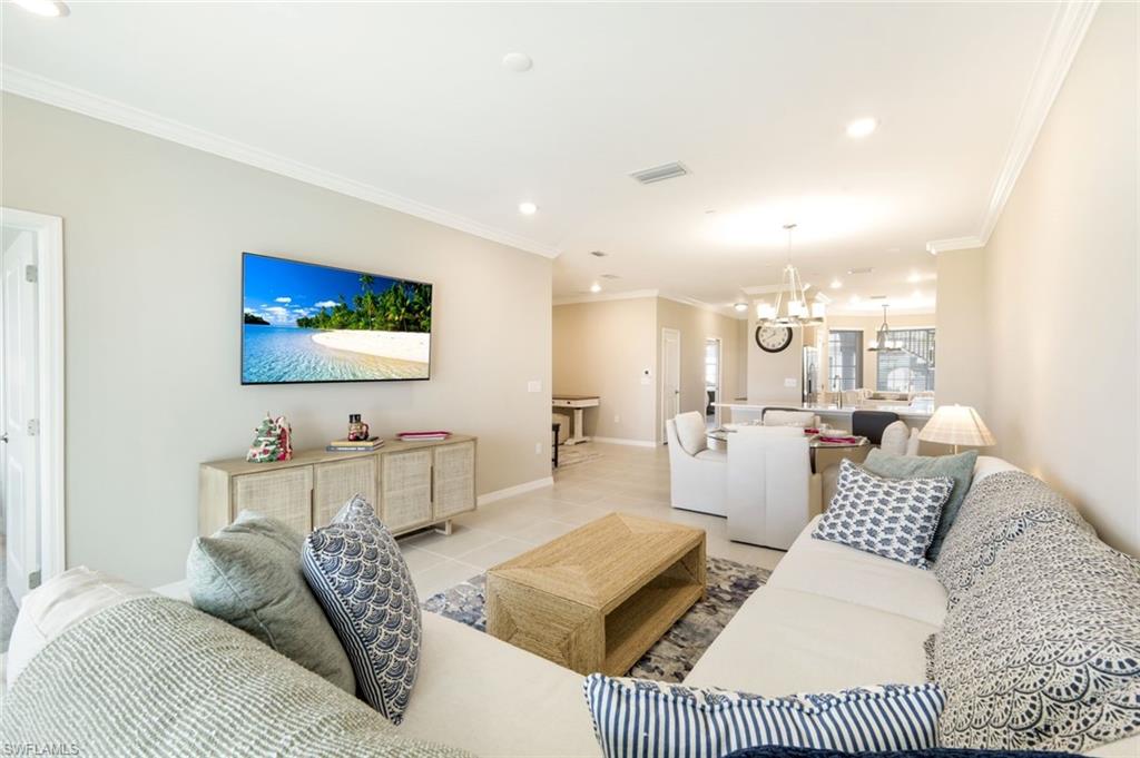 ESPLANADE LAKE CLUB - Residential Lease