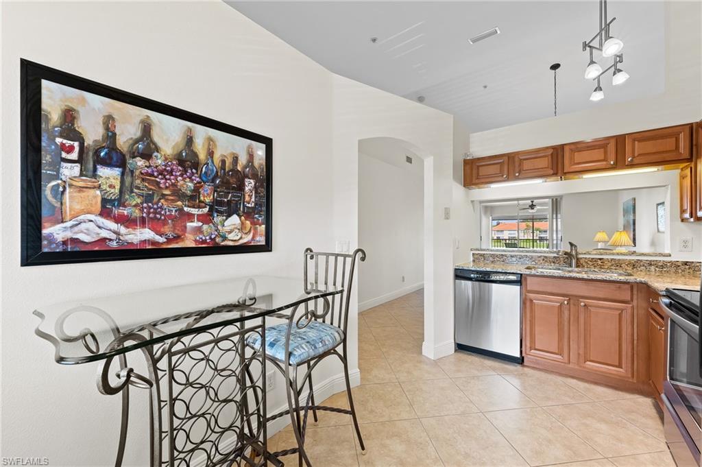 HUNTINGTON LAKES - Residential