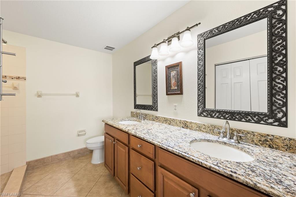 HUNTINGTON LAKES - Residential