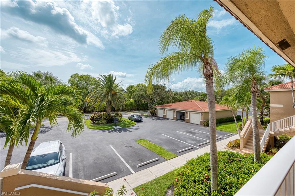 HUNTINGTON LAKES - Residential