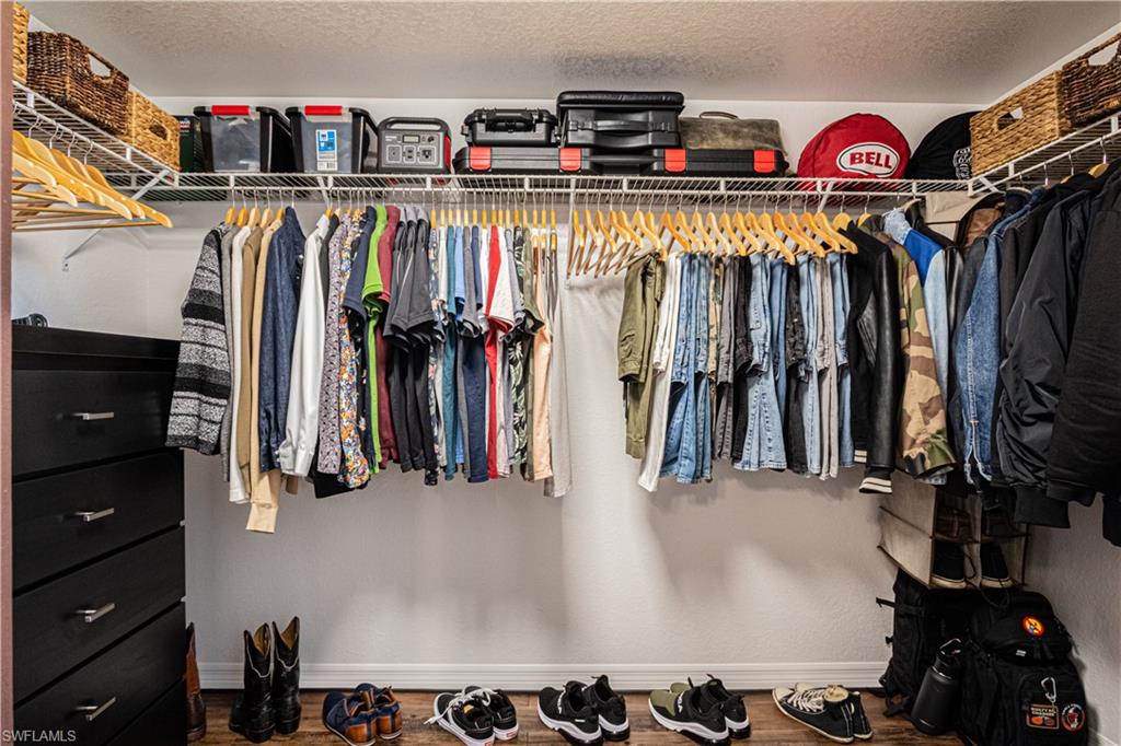 KEY ROYAL CONDOMINIUMS - Residential