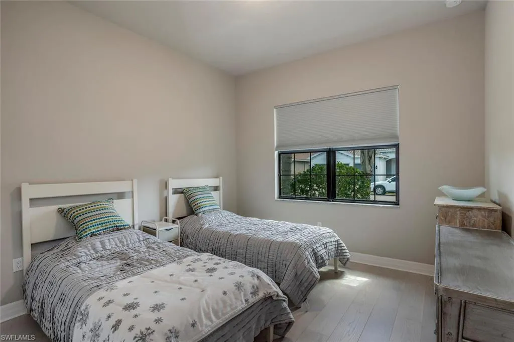 Naples, Florida 34119, United States, 5 Bedrooms Bedrooms, ,5 BathroomsBathrooms,Residential,Active,22722