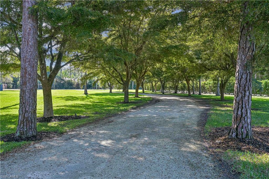 LIVINGSTON WOODS - Residential Lease