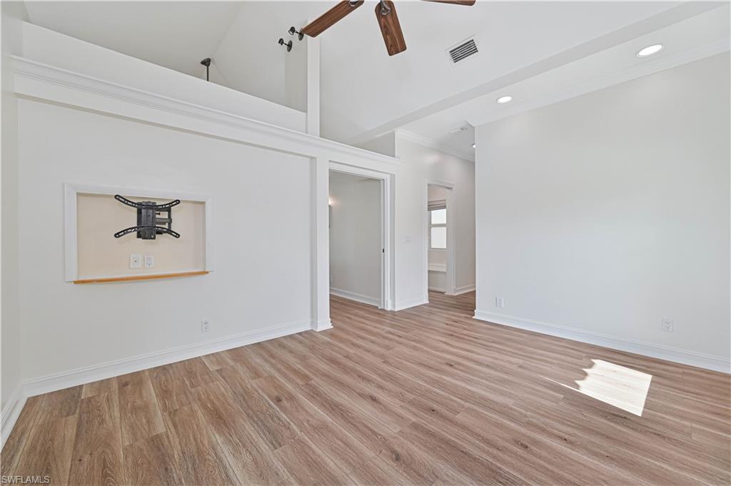 LIVINGSTON WOODS - Residential Lease