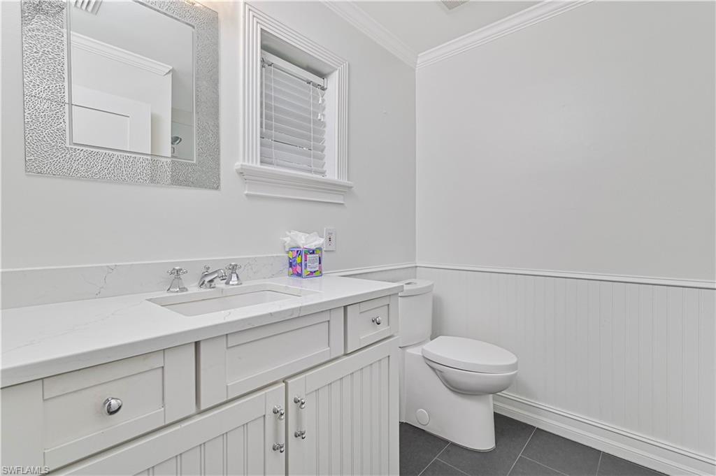 LIVINGSTON WOODS - Residential Lease