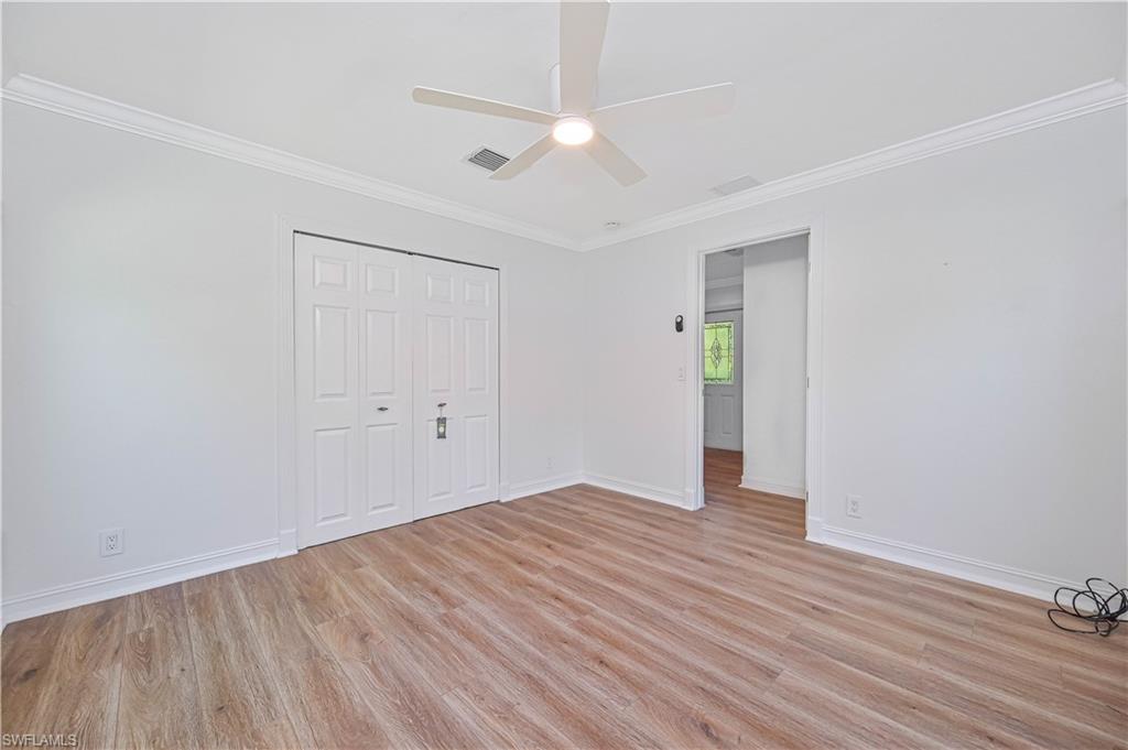 LIVINGSTON WOODS - Residential Lease