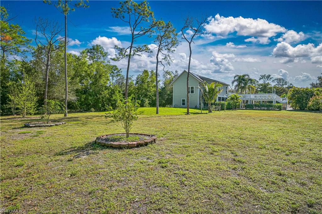 LIVINGSTON WOODS - Residential Lease