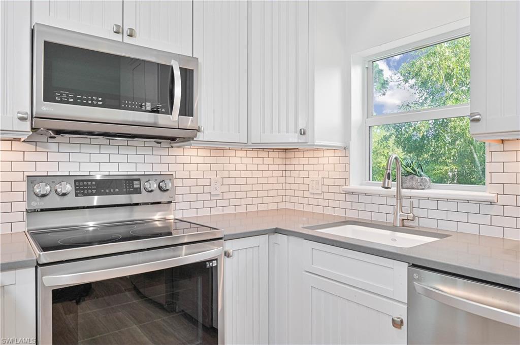 LIVINGSTON WOODS - Residential Lease