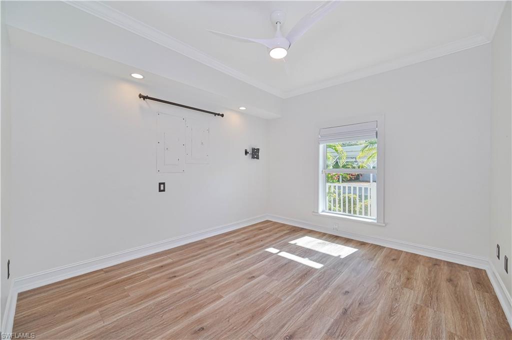 LIVINGSTON WOODS - Residential Lease