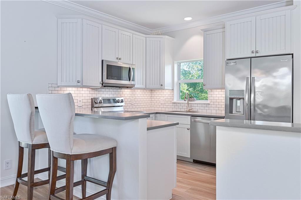 LIVINGSTON WOODS - Residential Lease