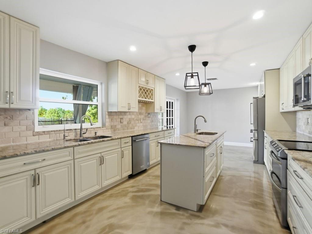 SHADY RIVER PARK SUBD - Residential Lease