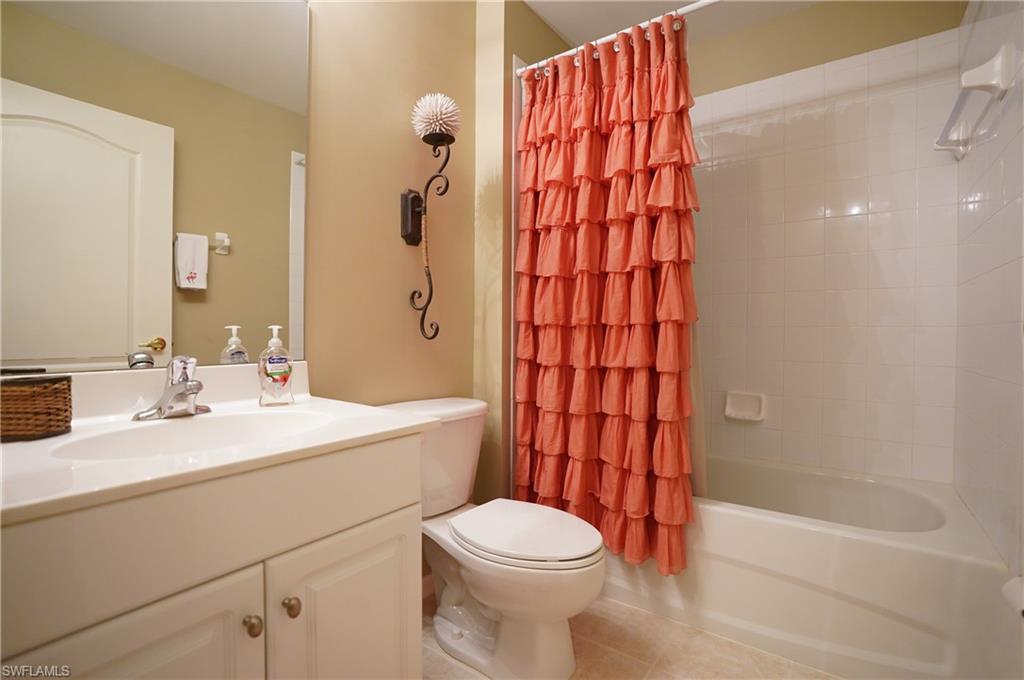 LAUREL GREENS - Residential