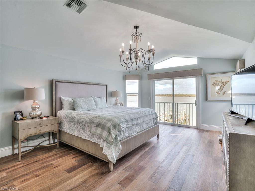 MCPHIE PARK - Residential